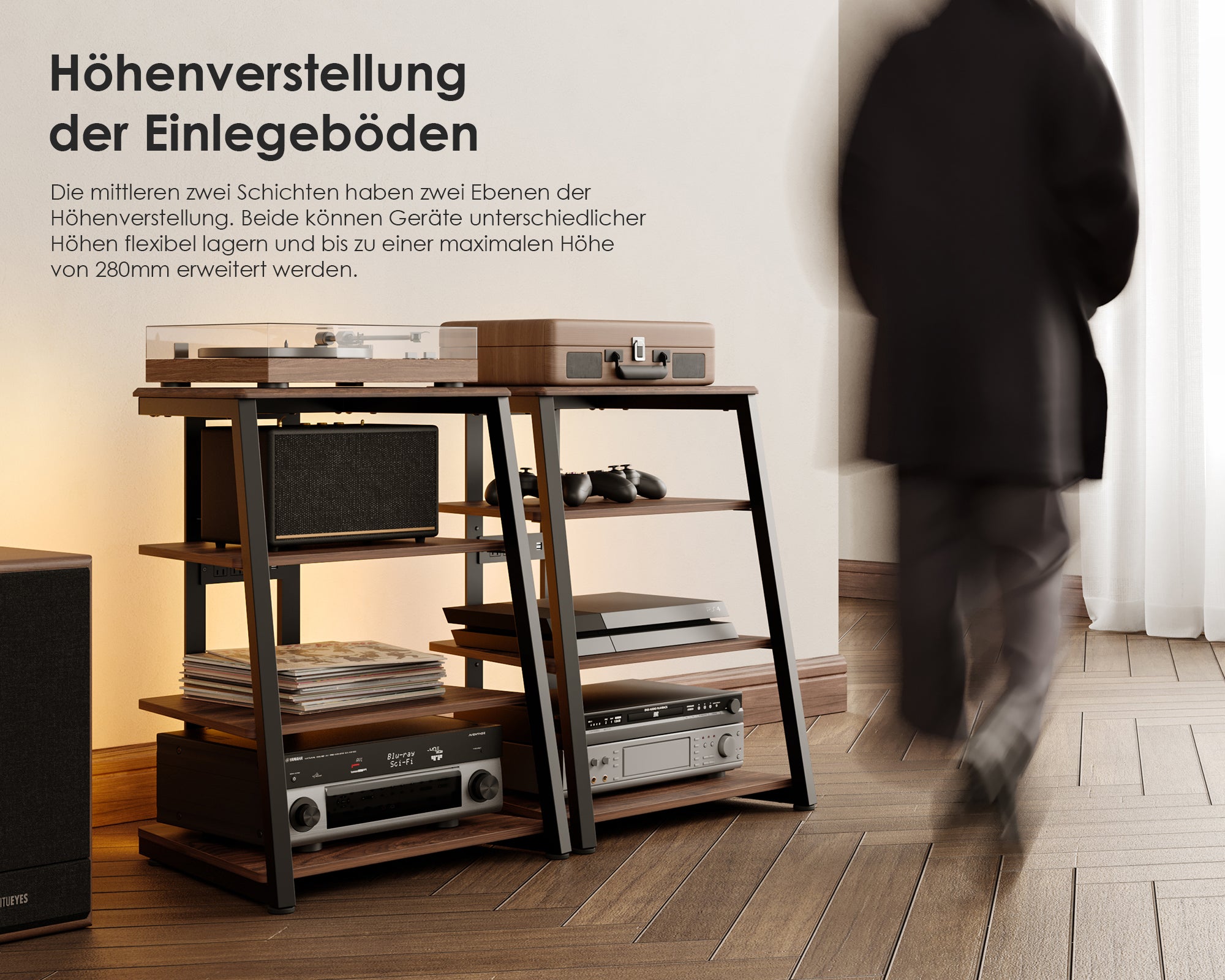 Audio Rack mit verstellbaren Ablagen